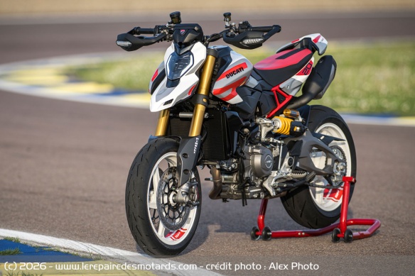 Essai de la Ducati Hypermotard V2 SP