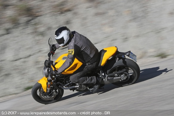 Ducati Monster 821 de dessus