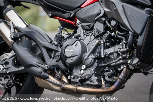La Monster passe à son tour sur le V2 de 890 cm3