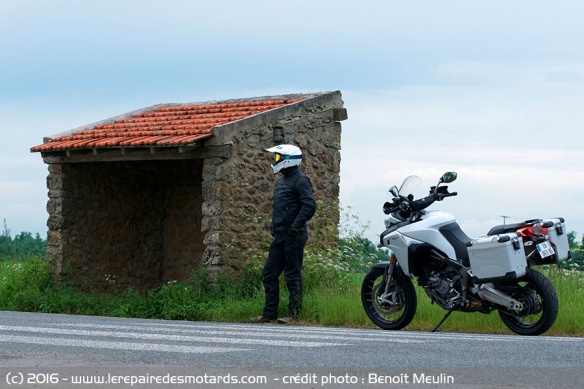 Ducati Multistrada Enduro à la cmapagne