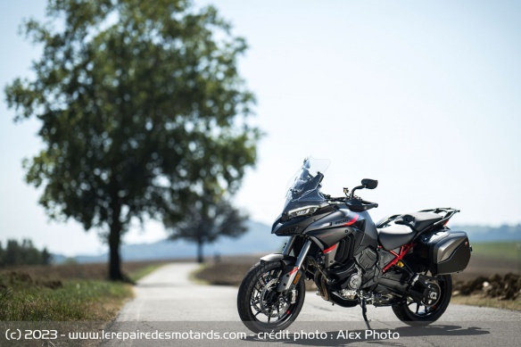 La Ducati Multistrada V4 S Grand Tour 2024