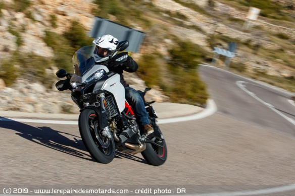 La Ducati Multistrada 950 S dans les virages