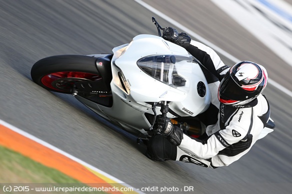 Ducati 959 Panigale sur circuit