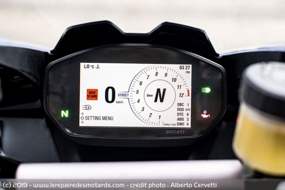 Compteur TFT de la Ducati Panigale V2