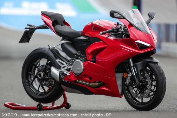 Essai moto Ducati Panigale V2