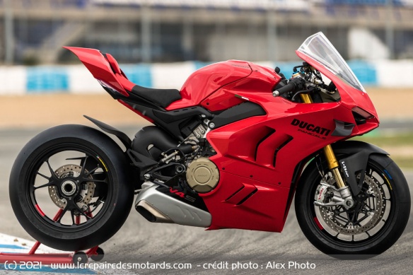 Ducati Panigale V4 S 2022
