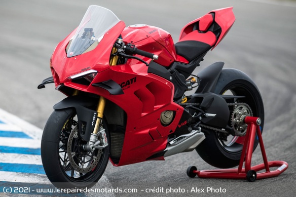 Essai de la Ducati Panigale V4 S
