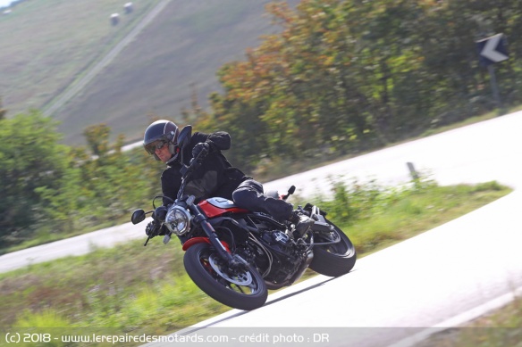 Essai de la Ducati Scrambler 800 Icon sur route