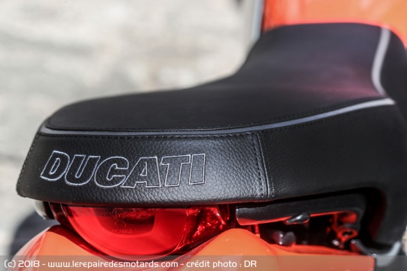 Selle de la Ducati Scrambler 800 Icon