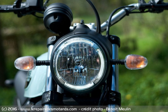 Phare Ducati Scrambler Sixty2