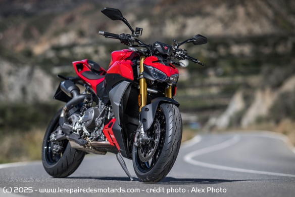 La Ducati Streetfighter V2 S