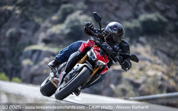 Essai du roadster Ducati Streetfighter V2 S Essai du roadster Ducati Streetfighter V2 S