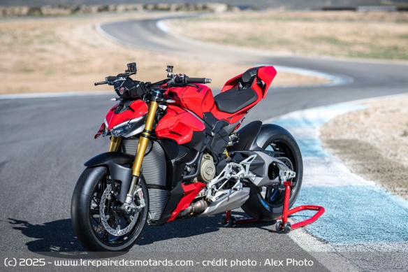 La Ducati Streetfighter V4 S 2025