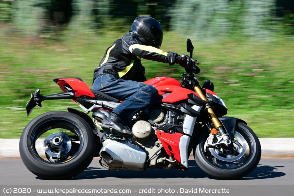Essai de la Ducati Streetfighter V4 S sur route