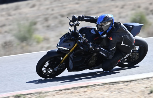 Essai roadster Ducati Streetfighter V4 S