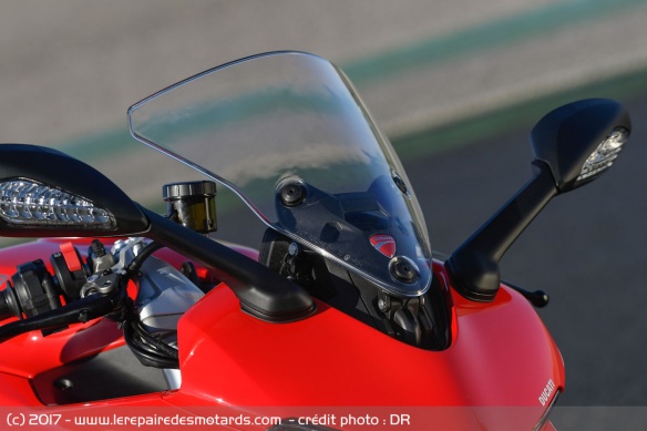La bulle de la Ducati Supersport est réglable