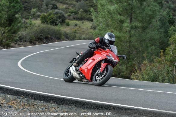 La Supersport en courbe