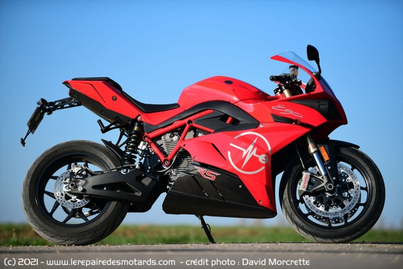 Energica Ego RS +, le modèle engagé en championnat du monde électrique