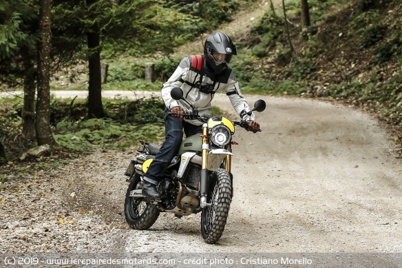 La Fantic Caballero Rally 500 permet quelques glisses