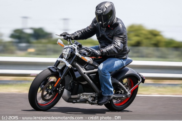 Harley-Davidson LiveWire sur route