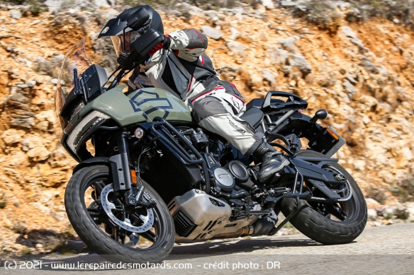 La Harley-Davidson Pan-America 1250 Special sur route