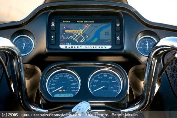 Tableau de bord Harley-Davidson Road Glide Ultra