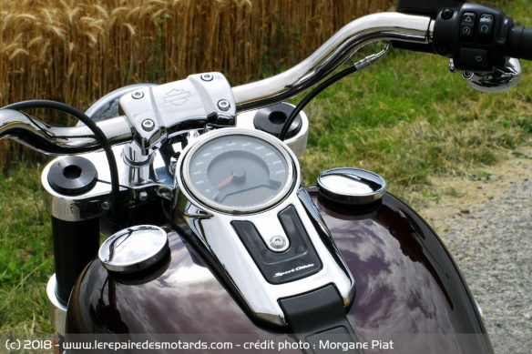 Le compteur de la Harley-Davidson Sport Glide 107
