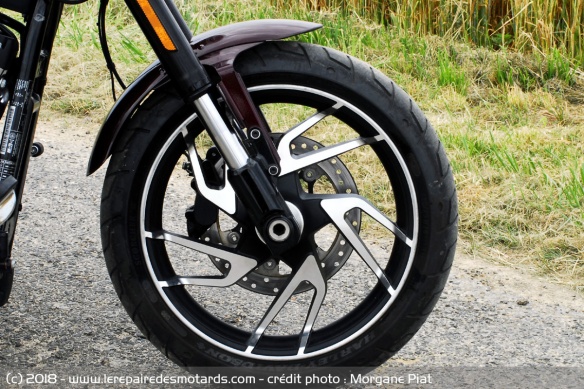 Jante de la Harley-Davidson Sport Glide 107