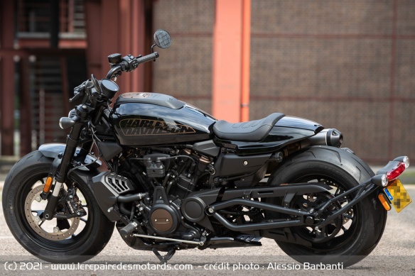 La Sportster S se fait également technologique