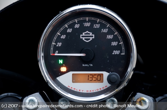 Le compteur affiche désormais le rapport engagé et le régime moteur
