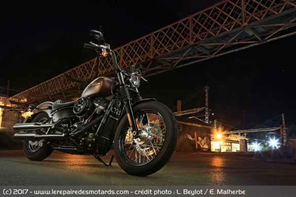Au final le Street Bob perd un peu de sa nonchalance pour plus de nervosité