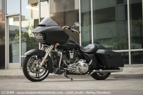 Harley-Davidson Road Glide 107
