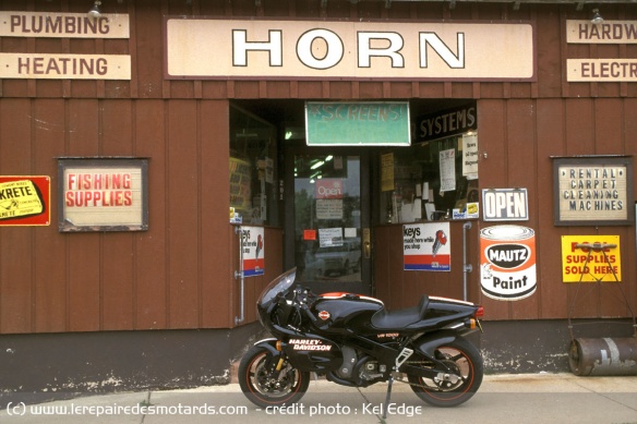 Seuls 50 exemplaires de la Harley-Davidson VR 1000 auront finalement vu le jour, dommage...
