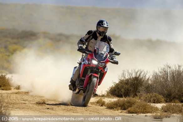 Essai Honda Africa Twin CRF1000L sur le sable