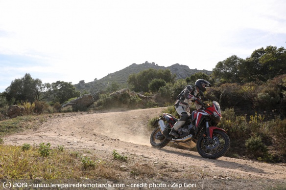 L'Africa Twin se fait facile en tout terrain