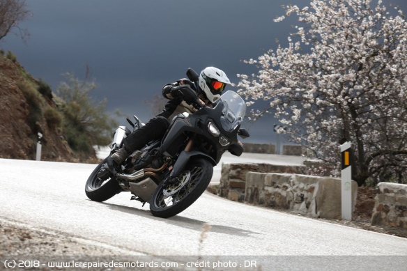 L'Africa Twin jouit toujours d'un excellent comportement routier