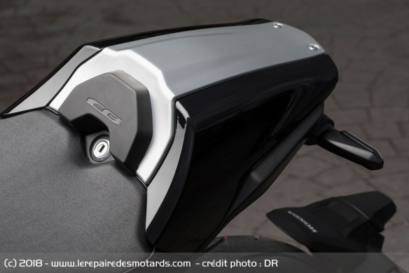 Coque de selle de la Honda CB 1000 R