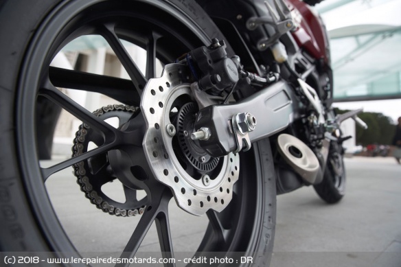 Jantes alu de la Honda CB 125 R