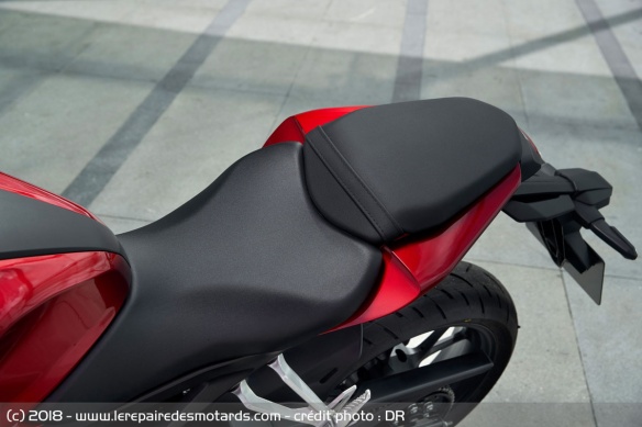 Selle de la Honda CB 125 R