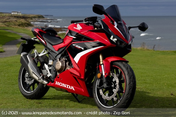 La Honda CBR500R 2022