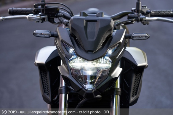 Phare de la Honda CB500F