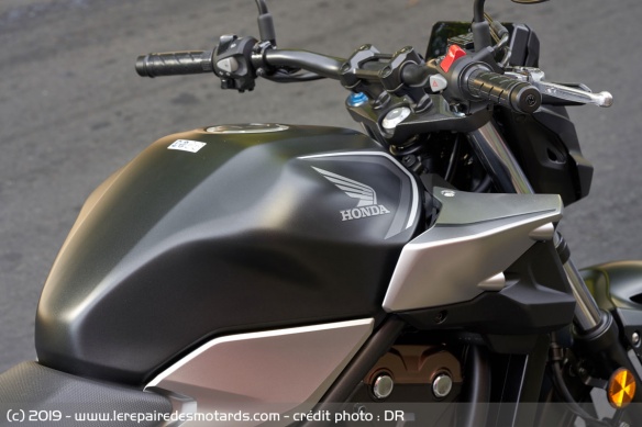 Réservoir de la Honda CB500F