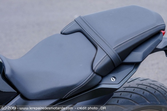 Selle Honda CB650R