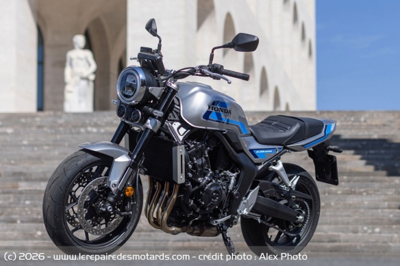 Le roadster Honda CB1000F