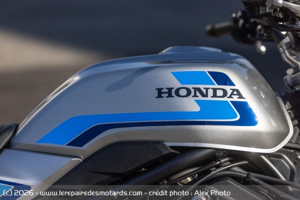 Le réservoir de la Honda CB1000F