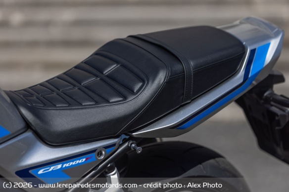 La selle de la Honda CB1000F