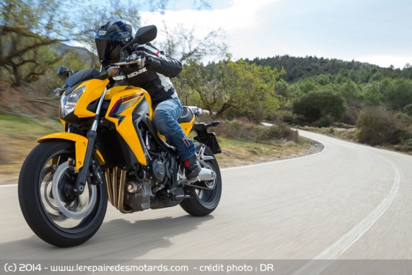 Honda CB 650 F sur nationale