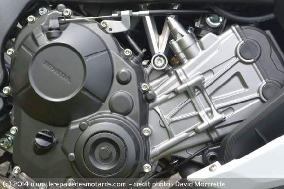 Moteur 4 cylindres Honda CB 650 F