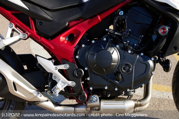 Le nouveau twin de 755 cm3 délivre 91,8 ch et 75 Nm
