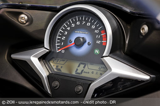 Compteur Set Complet KMH Pour Honda CBR 250 R (2011-2013) - Occasion, Fissuré Mais Fonctionnel